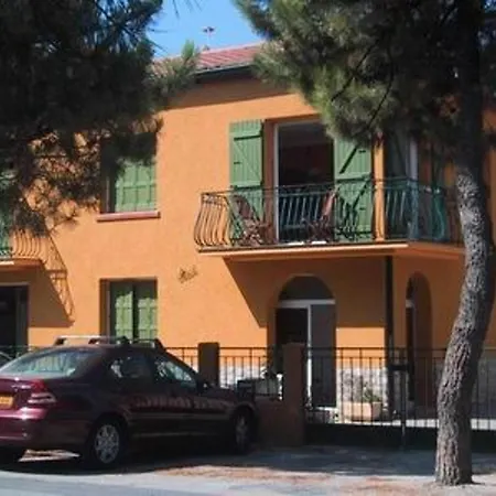 Renove A 50m De La Avec Jardin Et Wifi - Fr-1-776-94 Apartmán *